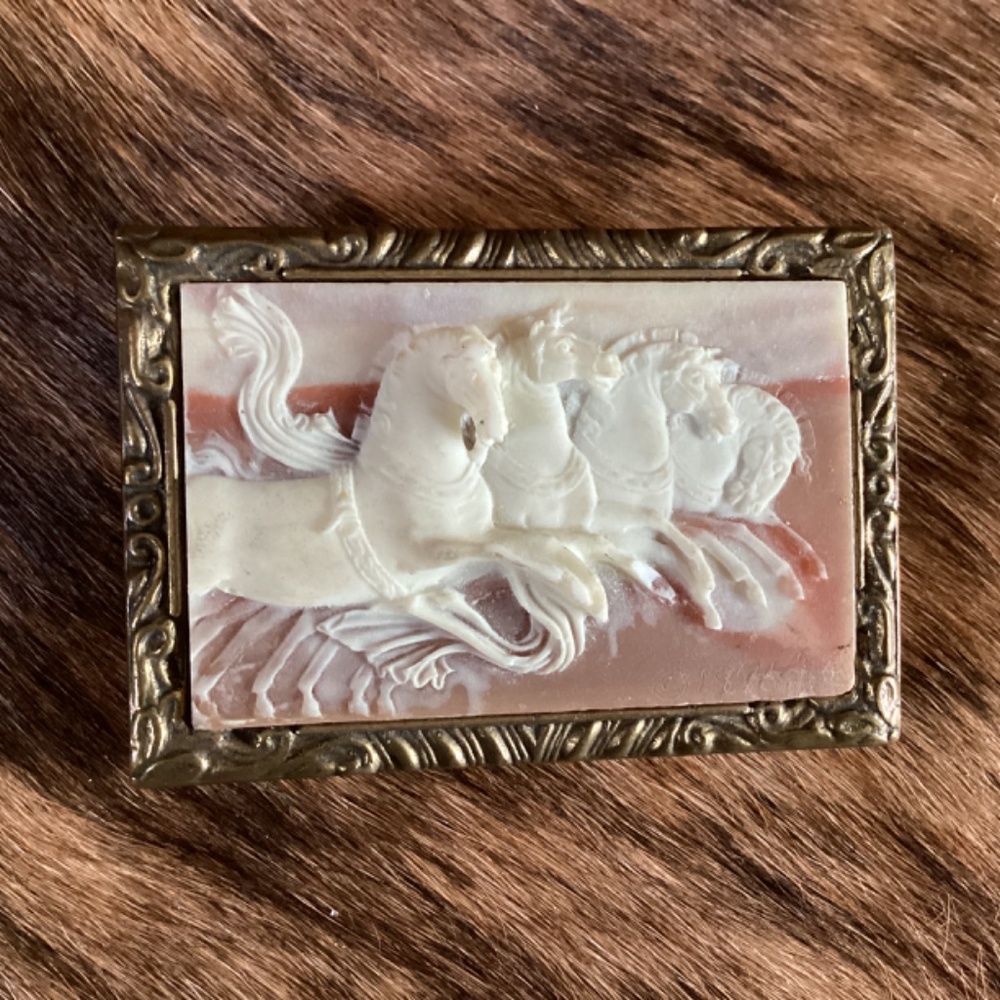 Vintage Incolay Studios USA 1976 Brass Stone Horse Belt Buckle - Picture 7 of 9